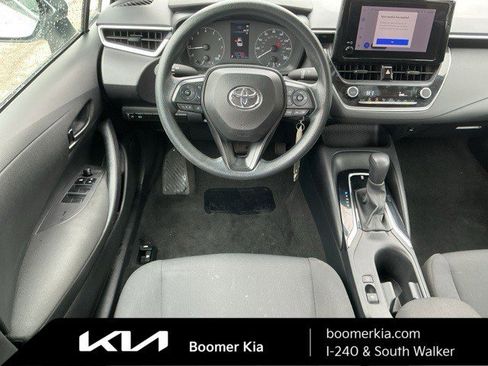 Used 2024 Toyota Corolla LE image 14