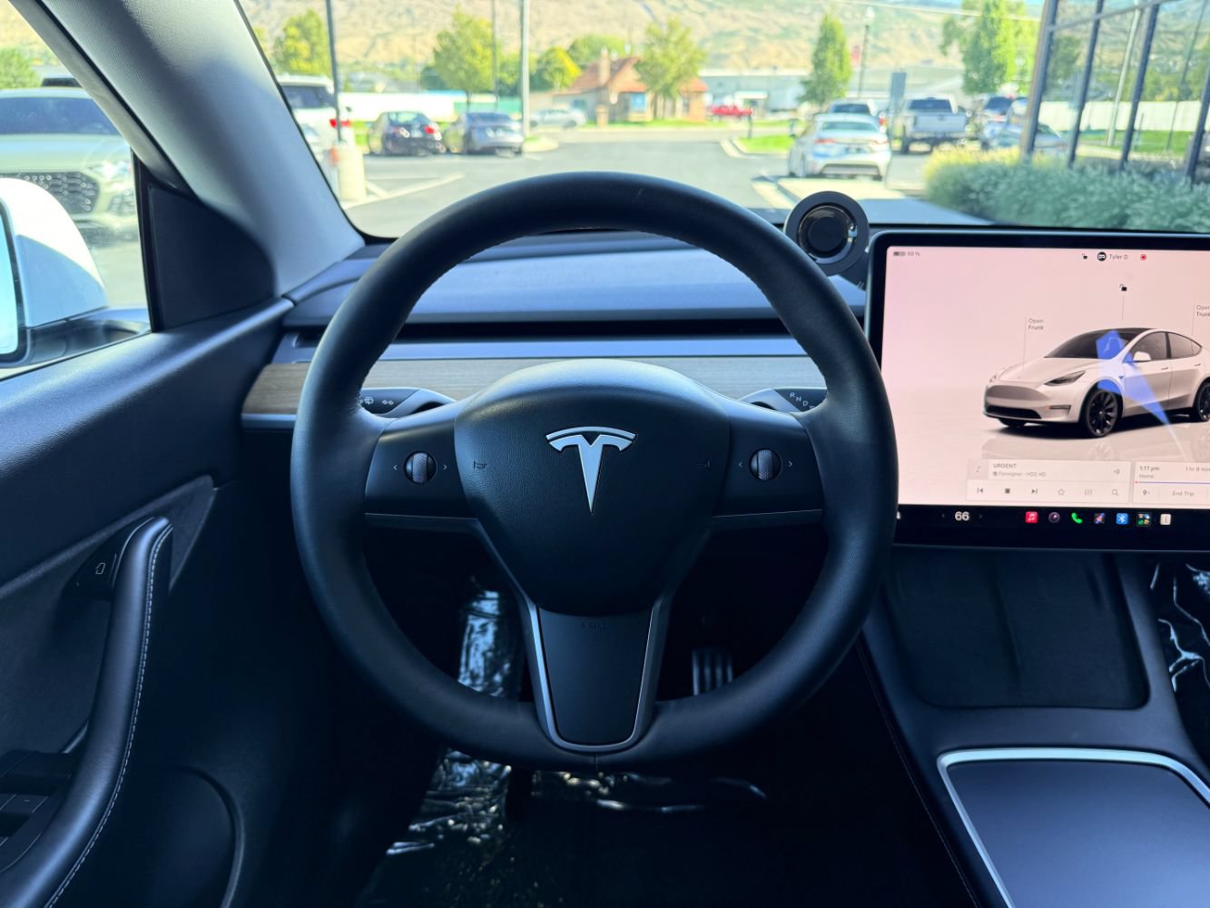 Used 2022 Tesla Model Y Long Range AWD/4WD image 9