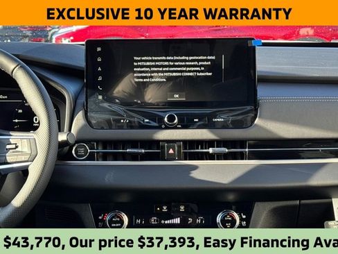 New 2026 Mitsubishi Outlander SEL image 18