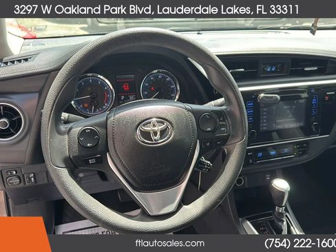 Used 2017 Toyota Corolla LE image 43