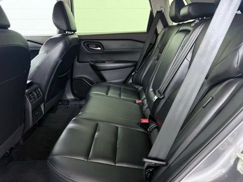 Used 2023 Nissan Rogue SL AWD/4WD image 23