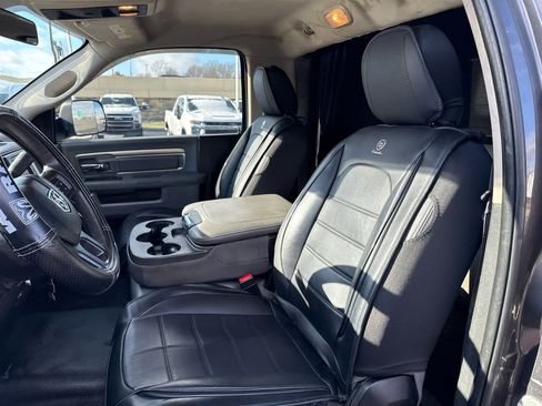 Used 2018 RAM 5500 Tradesman w/ Power & Remote Entry Group image 13