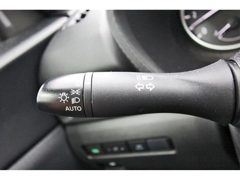 Used 2024 Nissan Sentra S image 12