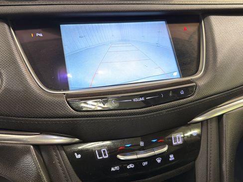 Used 2019 Cadillac XT5 Luxury FWD image 15