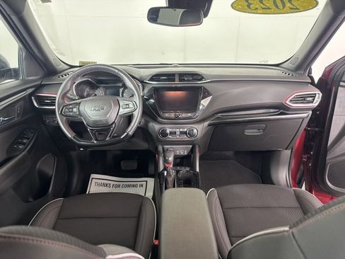 Used 2023 Chevrolet TrailBlazer RS w/ Convenience Package image 16
