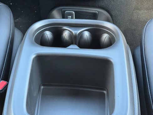 New 2026 Chrysler Pacifica Select w/ S Appearance Package image 13