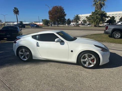 Used 2012 Nissan 370Z Coupe image 5