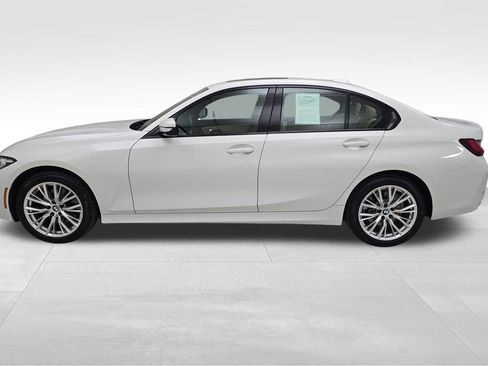 Used 2023 BMW 330i xDrive Sedan w/ Driving Assistance Package AWD/4WD image 6