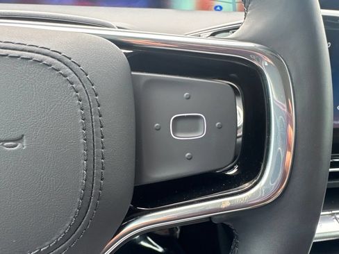 New 2026 Lincoln Nautilus Reserve AWD/4WD image 13