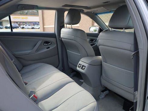 Used 2009 Toyota Camry Hybrid image 18