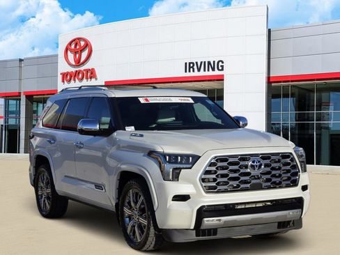 Used 2023 Toyota Sequoia Capstone image 2