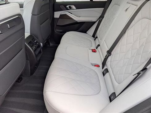 Used 2026 BMW X5 sDrive40i image 21