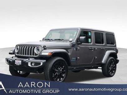 Used 2025 Jeep Wrangler Unlimited Sahara w/ Safety Group