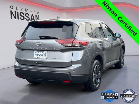 Certified 2024 Nissan Rogue SV image 5