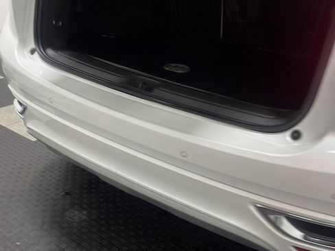 Used 2023 Buick Envision Avenir FWD image 20