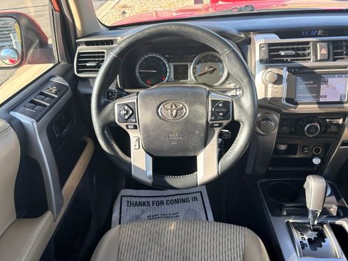 Used 2014 Toyota 4Runner SR5 image 15