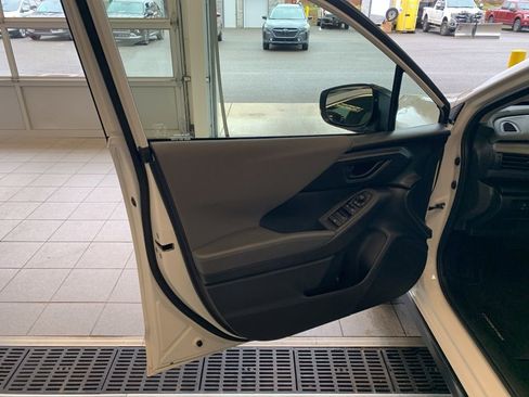 Certified 2025 Subaru Crosstrek 2.0i Premium image 6