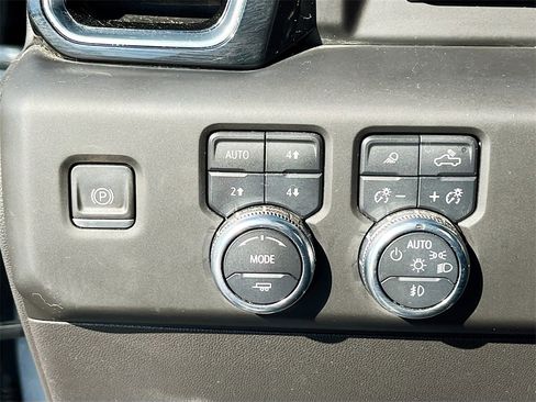 Used 2023 GMC Sierra 1500 Denali w/ Denali Reserve Package image 8