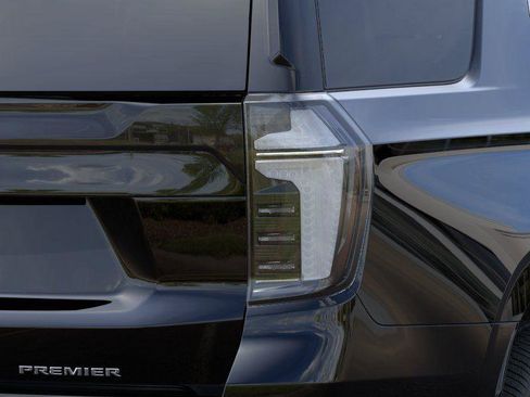 New 2026 Chevrolet Tahoe Premier w/ Sun And Tow Package AWD/4WD image 11