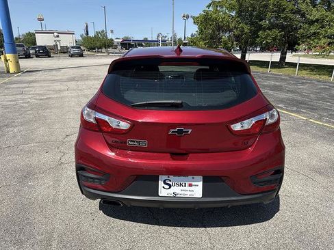 Used 2018 Chevrolet Cruze LT w/ Convenience Package FWD image 55