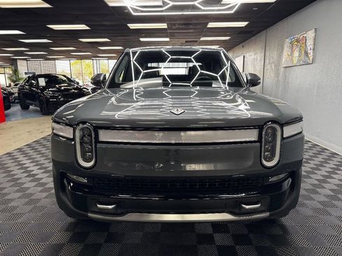 Used 2022 Rivian R1T Launch Edition image 4