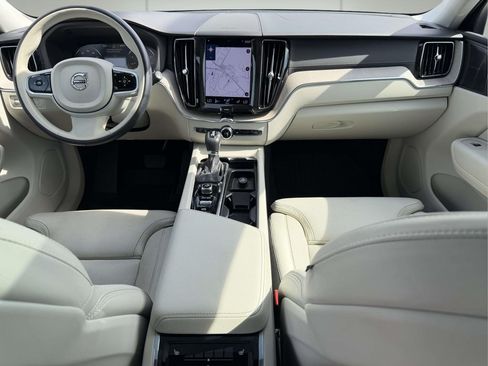 Used 2021 Volvo XC60 T5 Inscription w/ Protection Package Premier FWD image 2