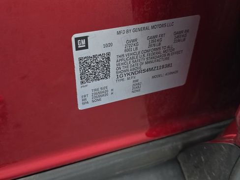 Used 2021 Cadillac XT5 Premium Luxury w/ LPO, Floor Liner Package AWD/4WD image 38