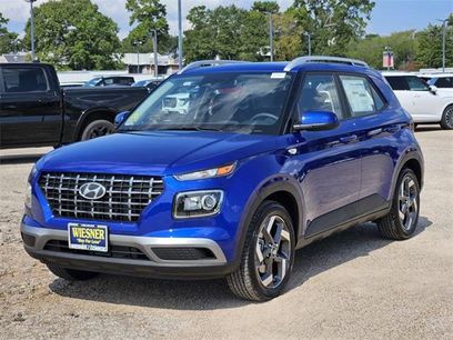 New 2025 Hyundai Venue SEL