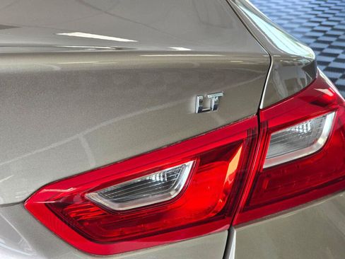Used 2024 Chevrolet Malibu LT FWD image 14