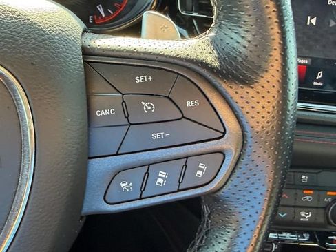 Used 2024 Dodge Durango GT AWD/4WD image 31