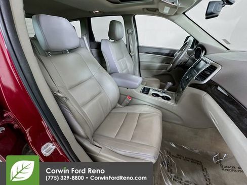 Used 2012 Jeep Grand Cherokee Laredo image 28