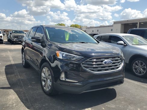 Used 2023 Ford Edge Titanium image 6