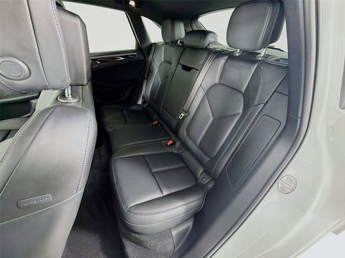 Used 2023 Porsche Macan AWD/4WD image 20