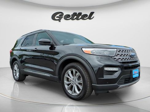 Used 2022 Ford Explorer Limited w/ Equipment Group 301A AWD/4WD image 3