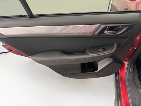 Used 2019 Subaru Outback 2.5i Premium AWD/4WD image 25