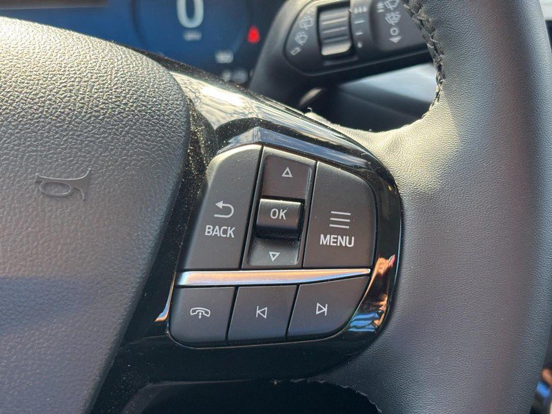 Used 2023 Ford Escape Platinum w/ Premium Technology Package AWD/4WD image 20