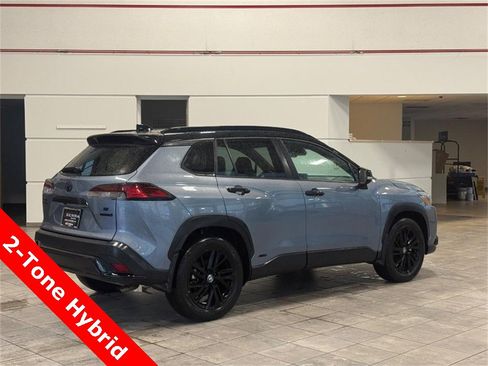 Used 2024 Toyota Corolla Cross AWD Hybrid image 3