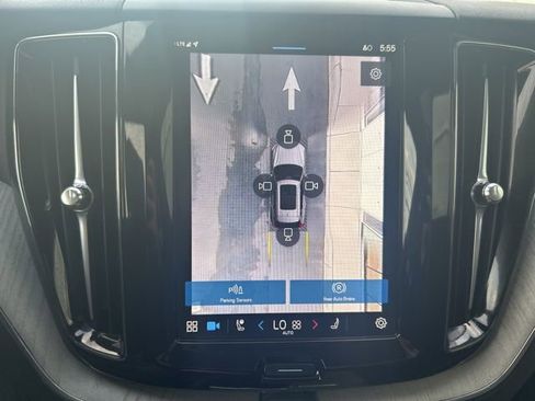 Certified 2025 Volvo XC60 B5 Plus w/ Climate Package image 24