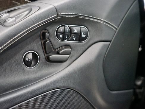 Used 2012 Mercedes-Benz SL 550 image 14
