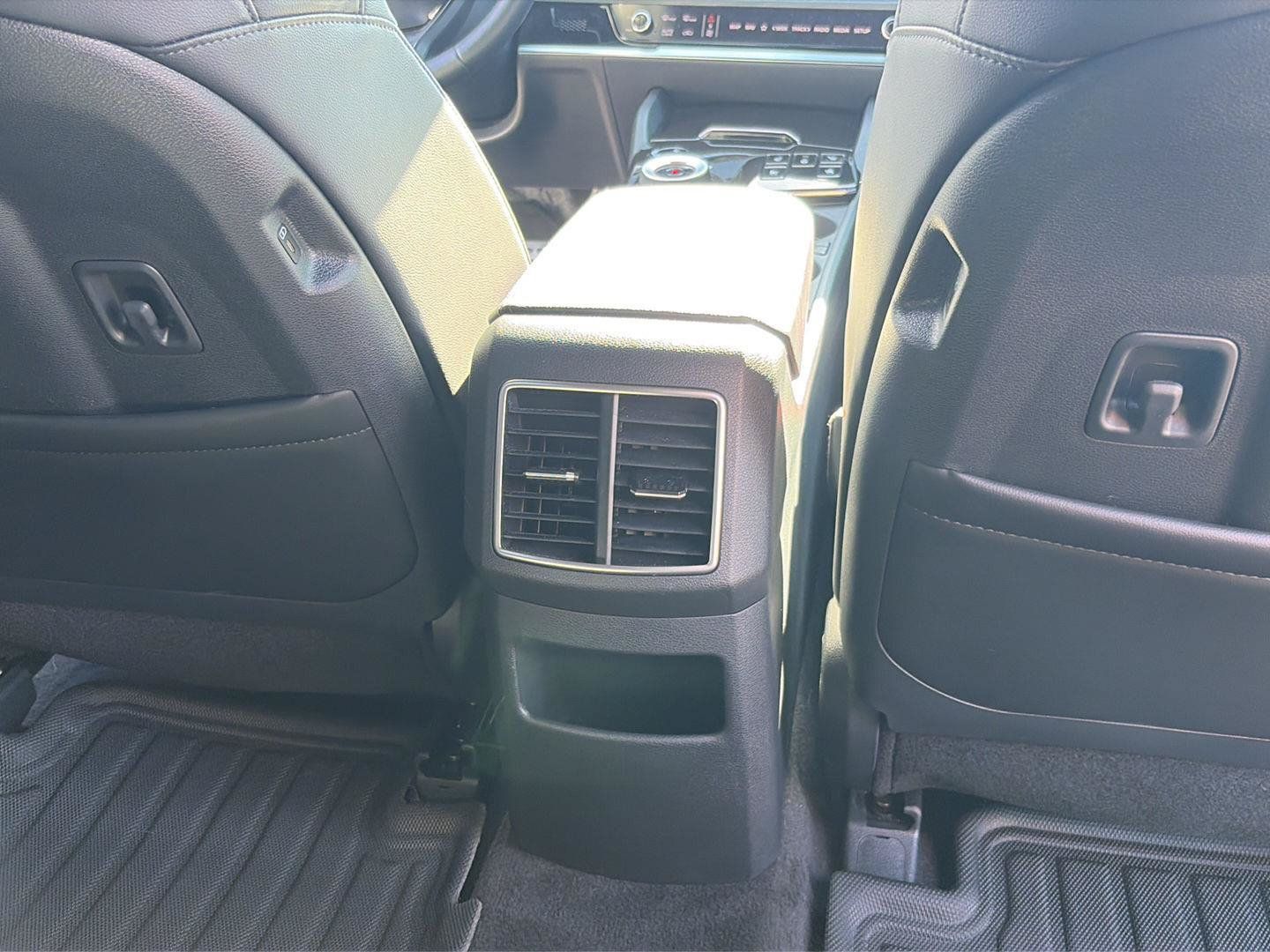 Used 2025 Kia Sportage X-Line Prestige AWD/4WD image 24