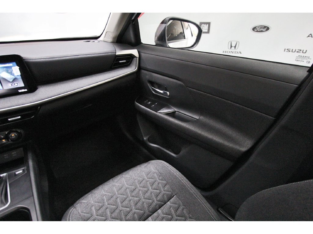 Used 2026 Nissan Kicks SV w/ SV Premium Package FWD image 10