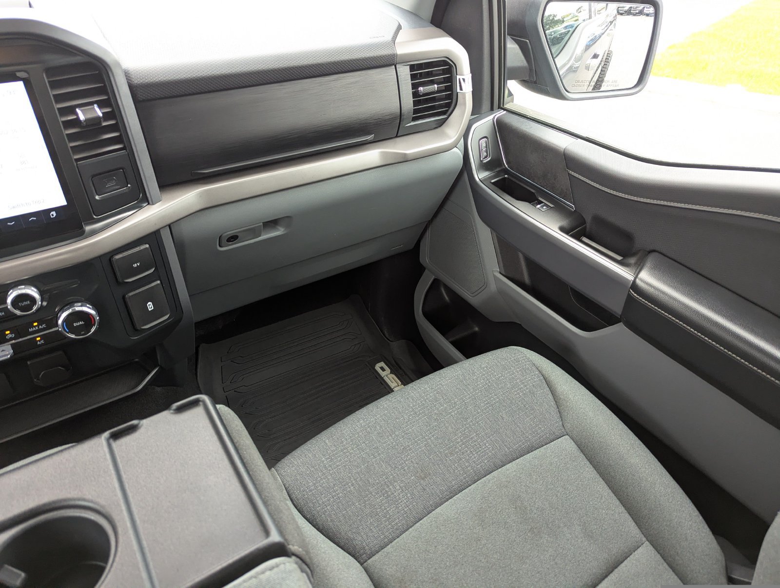 Used 2025 Ford F150 XLT w/ Equipment Group 301A Standard AWD/4WD image 20