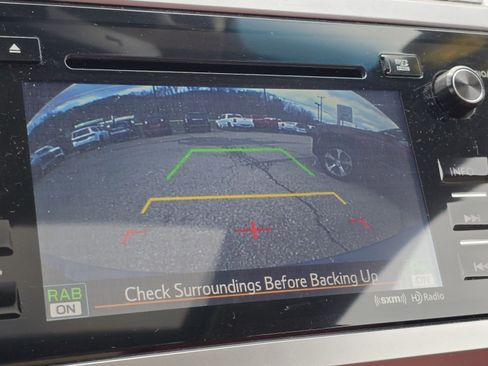 Used 2017 Subaru Legacy 3.6R Limited image 8