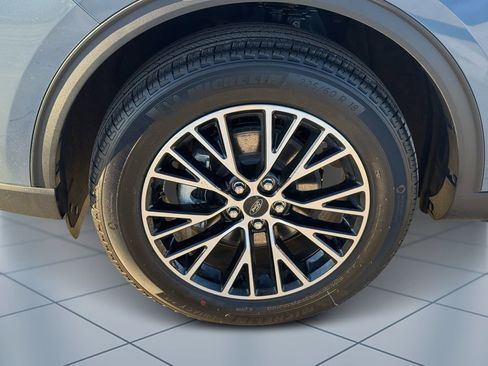 New 2026 Ford Escape SE image 5