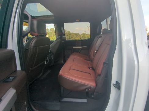 Used 2022 Ford F350 King Ranch w/ King Ranch Ultimate Package AWD/4WD image 18