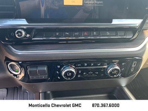 New 2026 GMC Sierra 2500 SLT w/ SLT Premium Package AWD/4WD image 19