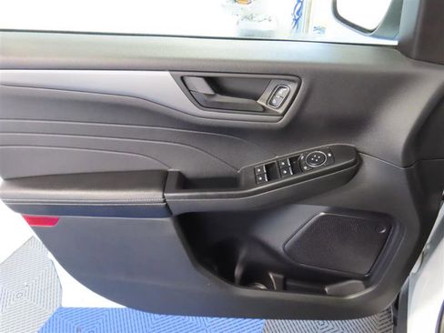 Used 2024 Ford Escape Active w/ Tech Pack #1 AWD/4WD image 16