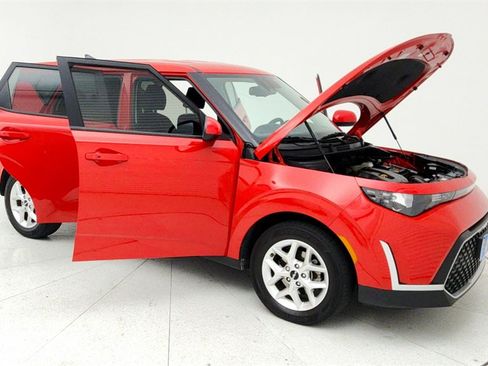 Used 2023 Kia Soul S image 13