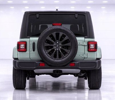 Used 2023 Jeep Wrangler Unlimited Sahara w/ Cold Weather Group AWD/4WD image 4