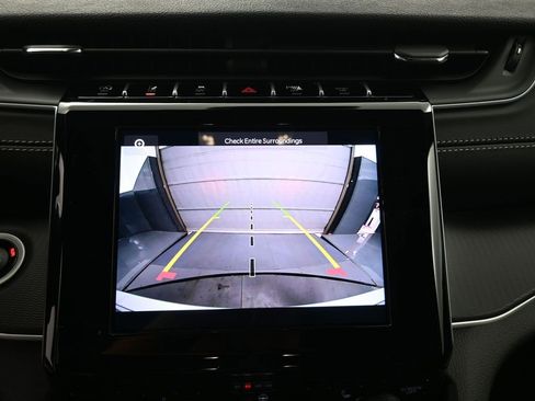 New 2025 Jeep Grand Cherokee Laredo image 32